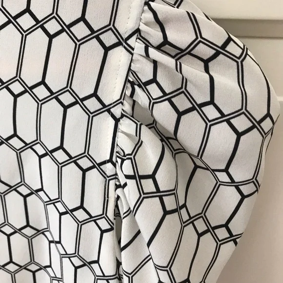 Judith and Charles Ana Silk Blouse -off white/black, brand new! size 00 - Picture 5 of 7